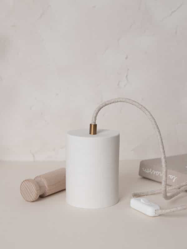 Baladeuse CYL fil rond blanc lin, serre câble bronze satiné – Image 3