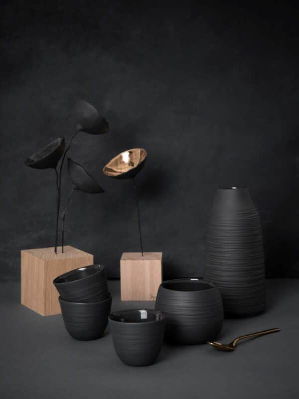 Ensemble de pièces Elegant en porcelaine noire